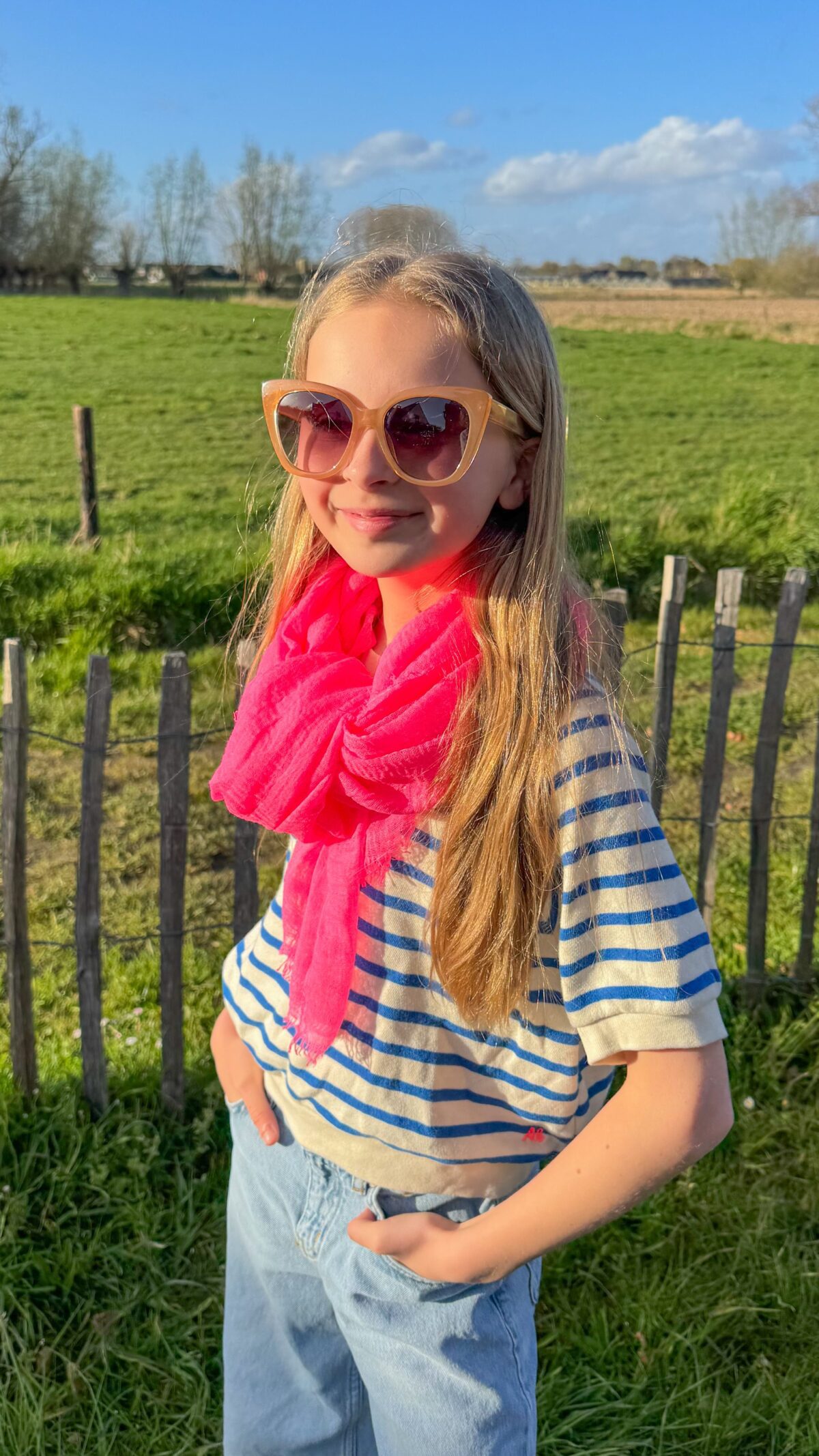 Lara Scarf Neon Pink